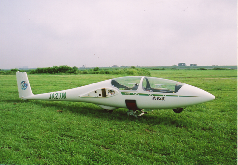 グライダー胴体（ボディ）の写真