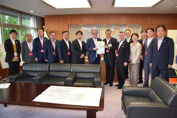 国土交通省