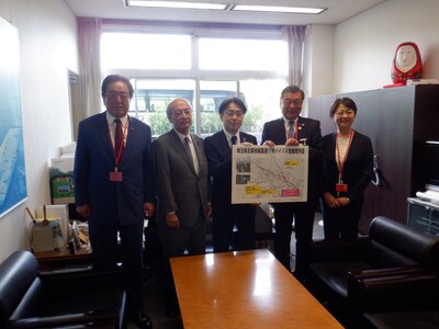 国土交通省