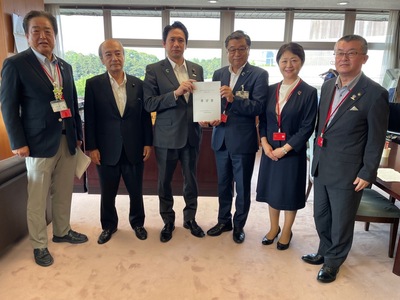 国土交通省