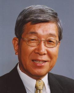 自治功労表彰の原田雅夫氏