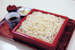 地粉うどん