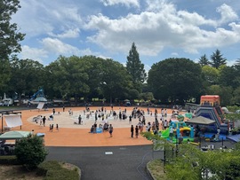 じゃぶじゃぶ池4