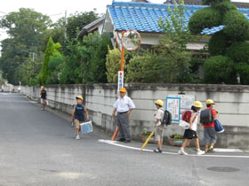 車に気をつけてね