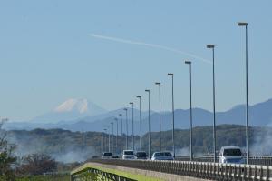 久下橋と富士山