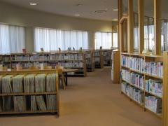 大里図書館の様子