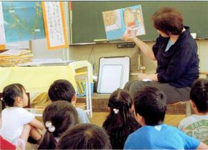 小学校でのおはなし会