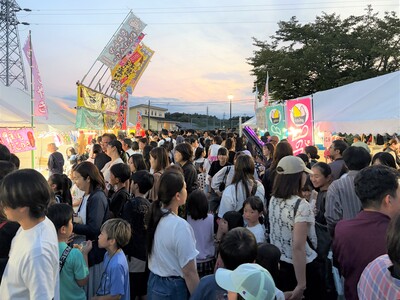 祭りの様子2