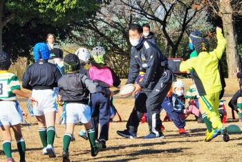 ワイルドナイツの選手との交流の様子