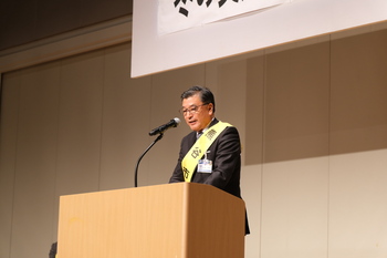 挨拶をする市長