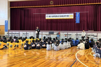 挨拶をする市長