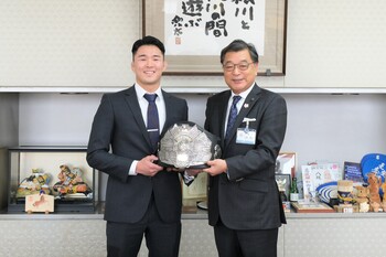 田嶋椋選手と市長