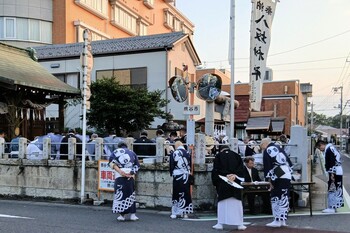 挨拶をする市長