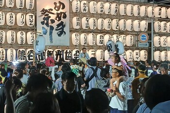 フィナーレで挨拶をする市長