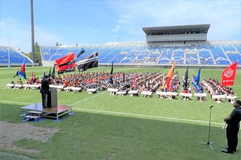 挨拶をする市長