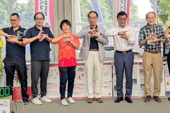 デフリンピックの応援の様子