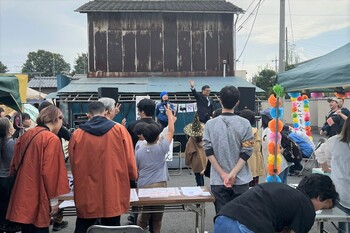 挨拶をする市長