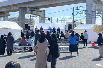 挨拶をする市長